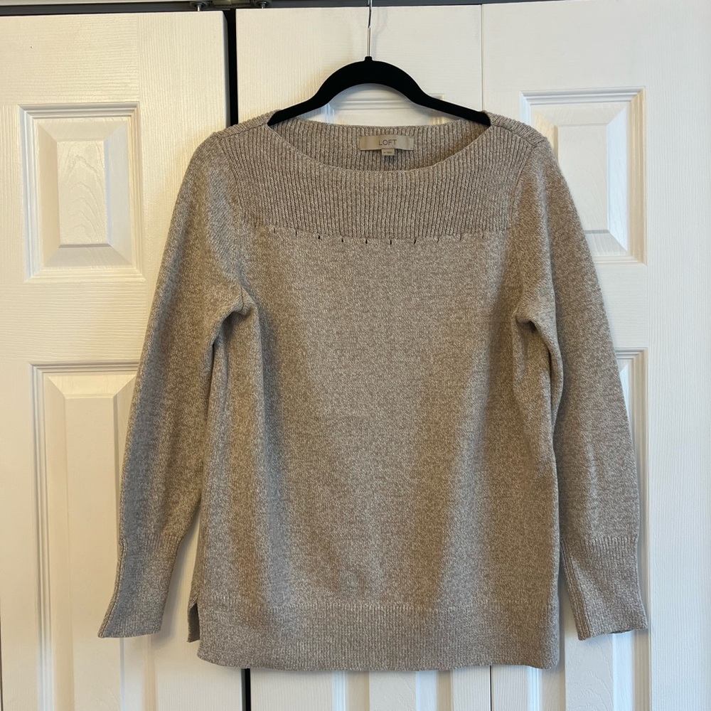 LOFT Women's Light Brown Crew Neck Sweater